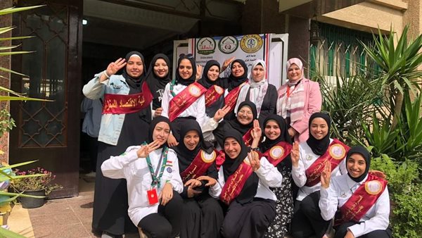  نائب رئيس جامعة