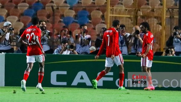 احتفال لاعبو الأهلي