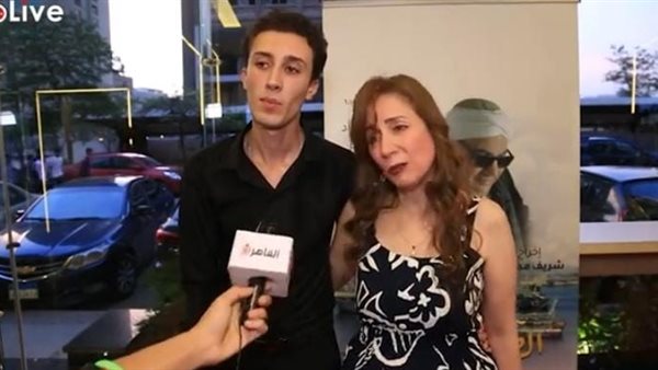 نيرة عارف ونجلها