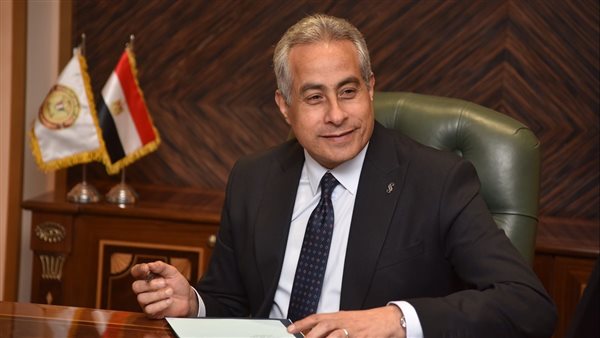 وزير القوى العاملة