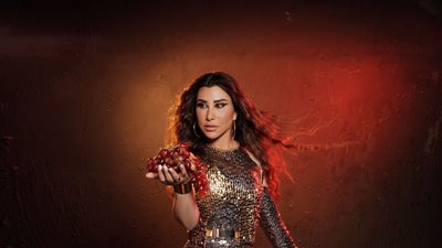 يضم 7 أغنيات.. نجوى كرم تطرح ألبومها الجديد كاريزما