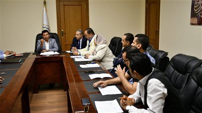 وزير الشباب والرياضة يبحث سُبل تطوير منظومة الطب الرياضي بشكل تكاملي