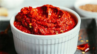 طريقة عمل هريسة الشطة.. أوفر من الجاهزة