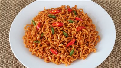 طريقة عمل الإندومي.. حضريها بـ 3 وصفات آمنة ومضمونة 100%