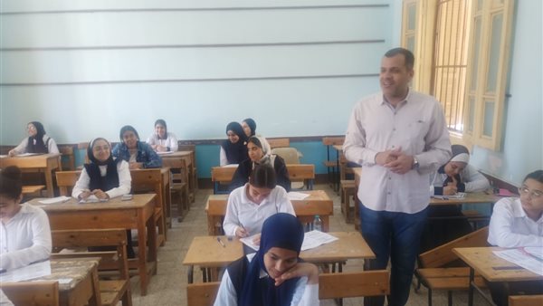 امتحان الشهادة الإعدادية