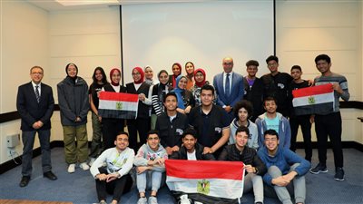 أخبار التعليم | رضا حجازي يهنئ الطلاب المصريين الفائزين في معرض أيسف الدولي 