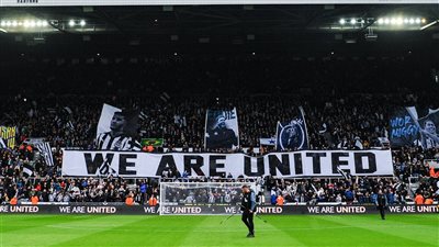 نيوكاسل يونايتد يصعد لدوري أبطال أوروبا بعد التعادل أمام ليستر في البريميرليج