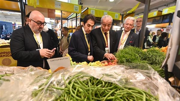 وزير التموين