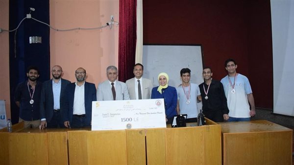 طلاب هندسة حلوان