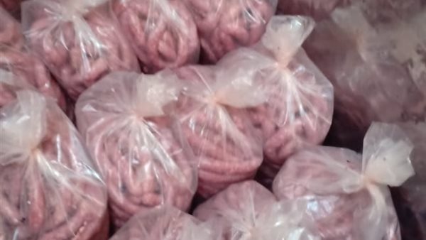 دواجن تذبح خارج المجرز