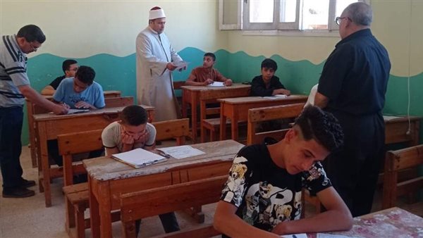 امتحان الشهادة الإعدادية