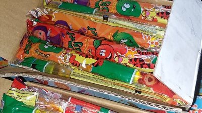 مصادرة أكثر من 18 ألف عبوة مشروبات وحلوى للأطفال منتهية الصلاحية بالغربية