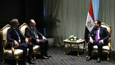 رئيس الوزراء يلتقي الأمين العام المساعد ببرنامج الأمم المتحدة الإنمائي