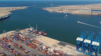 النقل: 15.5 مليار جنيه لتطوير وتنفيذ مشروعات ميناء دمياط لتوفير العملات الأجنبية