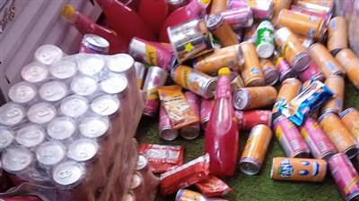 ضبط 700 عبوة مشروبات غازية منتهية الصلاحية في الغربية