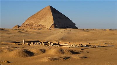 بها 5 أهرامات.. تعرف على أهمية منطقة دهشور بمصر القديمة 