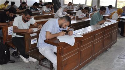 ننشر جداول امتحانات الفصل الدراسي الأول 2023-2024 لحقوق حلوان | صور 