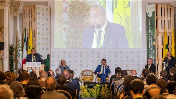 وزير التموين