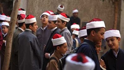 1214 طالبا يؤدون امتحانات الثانوية الأزهرية لقسم العلمي بأسيوط