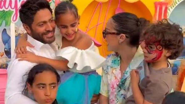 تامر حسني وأولاده