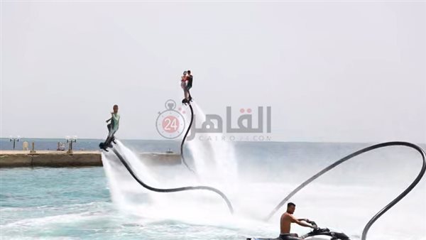 استعراضات الرجل الطائر