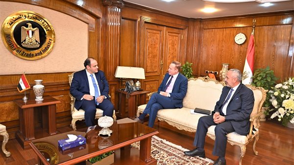 أحمد سمير وزير التجارة