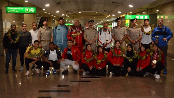 أبطال المدارس والمؤسسات