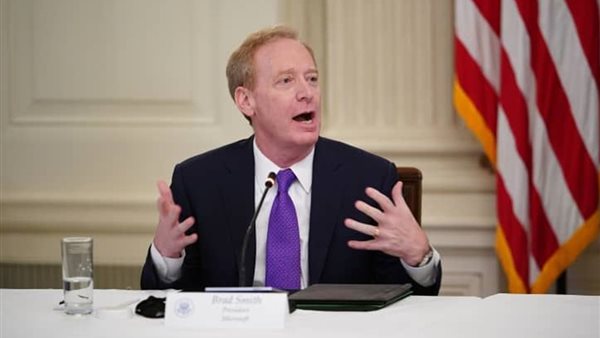 براد سميث رئيس شركة