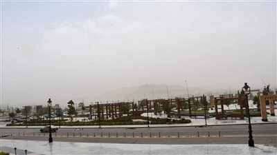 لسوء الأحوال الجوية.. محافظ أسوان يوجه بوقف حركة الملاحة النهرية بمجرى نهر النيل وبحيرة ناصر