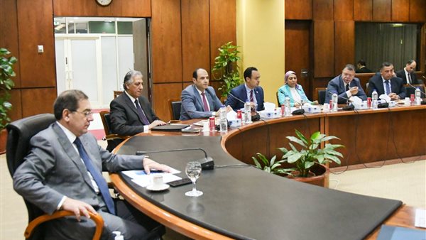 وزير البترول 