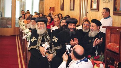 بالألحان والزغاريد.. البابا تواضروس الثاني يزور كنيسة القديسة مارينا بالنمسا