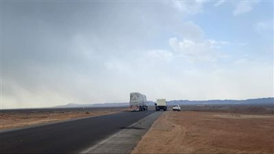 أحوال جوية غير مستقرة.. سقوط أمطار رعدية بطريق رأس غارب بالغردقة| صور