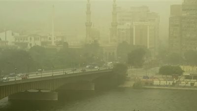 أمطار تصل لحد السيول.. الأرصاد تحذر المواطنين من موجة التقلبات الجوية