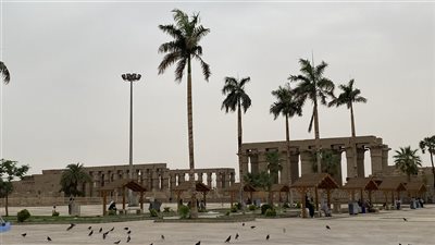 أحوال جوية غير مستقرة وسحب كثيفة بالسماء لليوم الثاني على التوالي بالأقصر