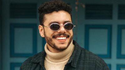 شلت فوق طاقتي كتير.. إصابة البلوجر نديم بهاء بالتأتأة بسبب الضغوط النفسية | فيديو