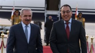 رئيس الوزراء الفلسطيني يصل إلى القاهرة على رأس وفد رفيع المستوى