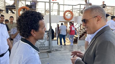 مدير أمن الأقصر يتفقد إجراءات السلامة بمعديات الأهالي | صور