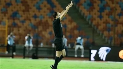 محمد الحنفي حكما لمباراة الأهلي وحرس الحدود في الدوري