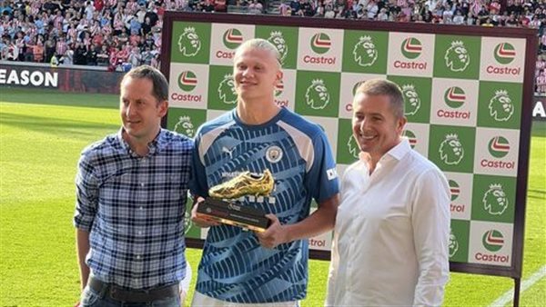 هالاند بجائزة الحذاء