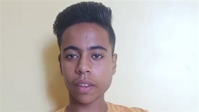 الأول على الشهادة الإعدادية بأسوان: كنت بذاكر 7 ساعات في اليوم ونقصت نص درجة بس | بث مباشر