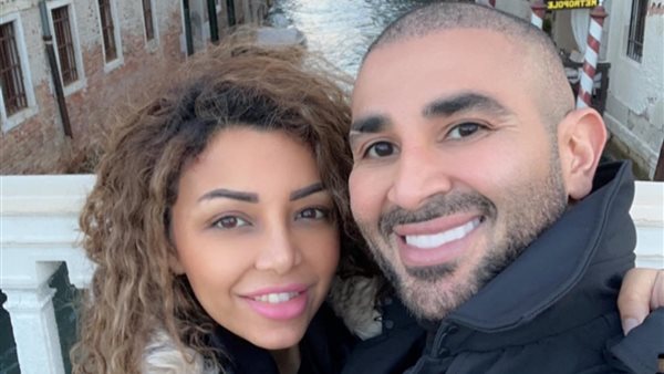 أحمد سعد وزوجته