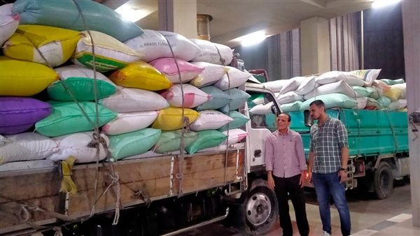 ضبط 63 طن قمح داخل