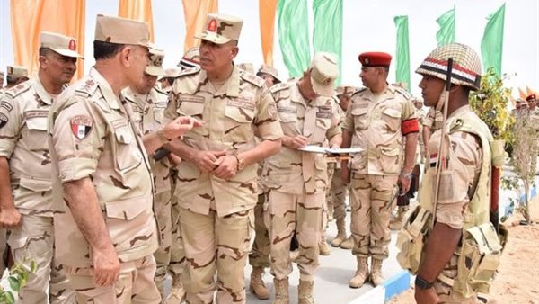 رئيس الأركان يشهد