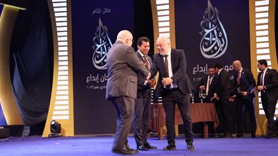 تكريم أشرف زكي بمهرجان إبداع بحضور وزير الشباب والرياضة 