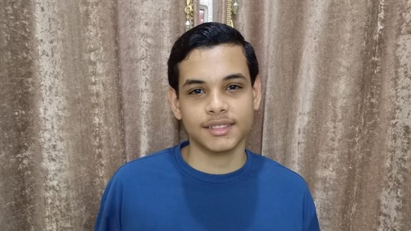 الطالب باسل محمود