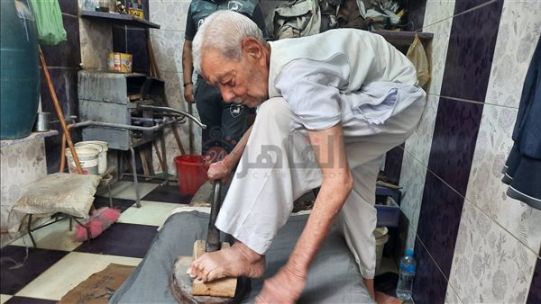 أقدم مكوجي رجل في