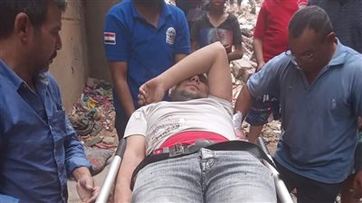 إصابة شخص في انهيار جزئي لمنزل بدار السلام | صور