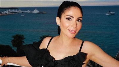 السرب والجواهرجي.. أعمال تنتظرها منى زكي في السينما بعد نجاحها في تحت الوصاية 