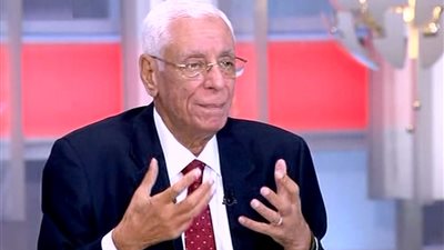 حسام موافي عن الحجامة: مدرسنهاش في كلية الطب ولا أعرف عنها حاجة