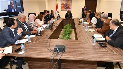 نائب وزير الإسكان يترأس الاجتماع الختامي لبعثة البنكين الدولي والآسيوي بالعاصمة الإدارية